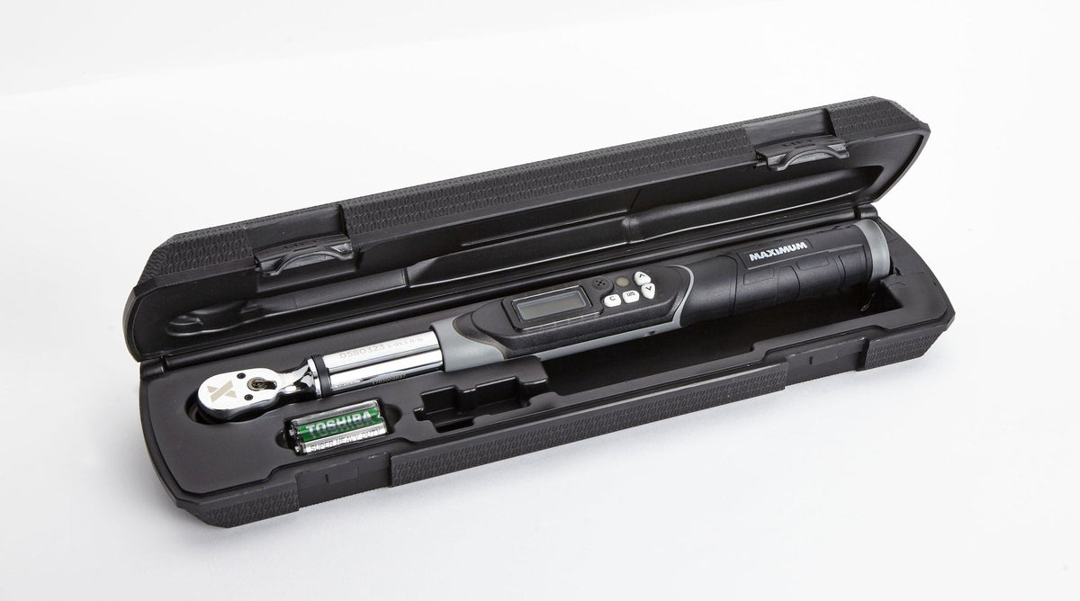 3/8-in Drive Digital Torque Wrench, 5-99.5 ft-lbs J2N6 - product image 2