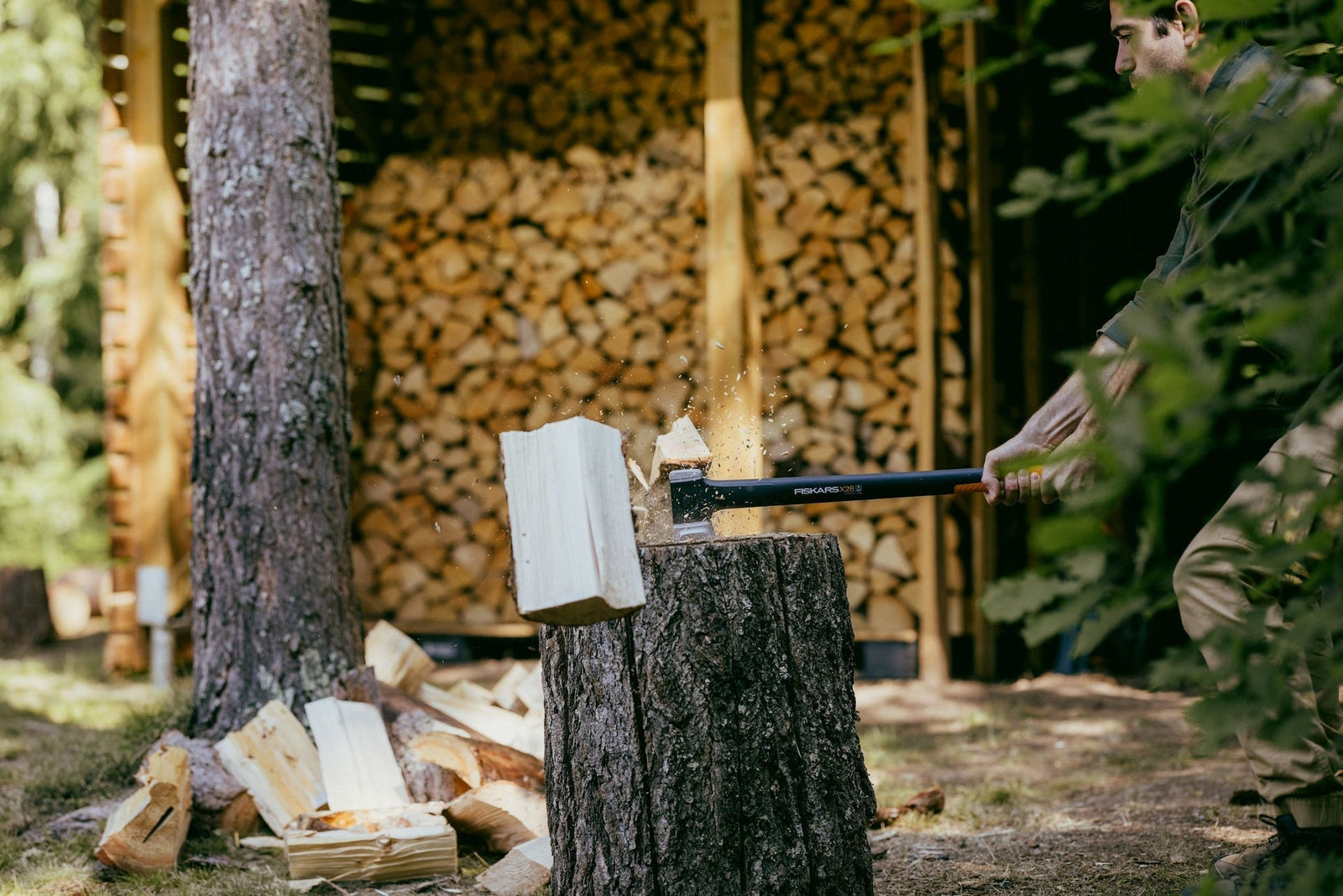Splitting Axe with FiberComp shaft, 28-in Q9F4 - product image 4