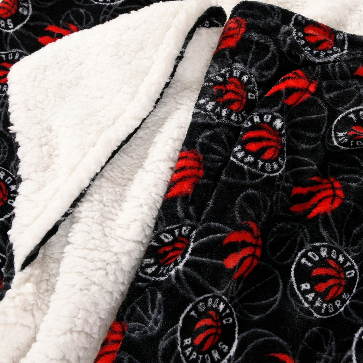 Toronto Raptors Hooded Ultra Plush Blanket F8H5 - product image 8