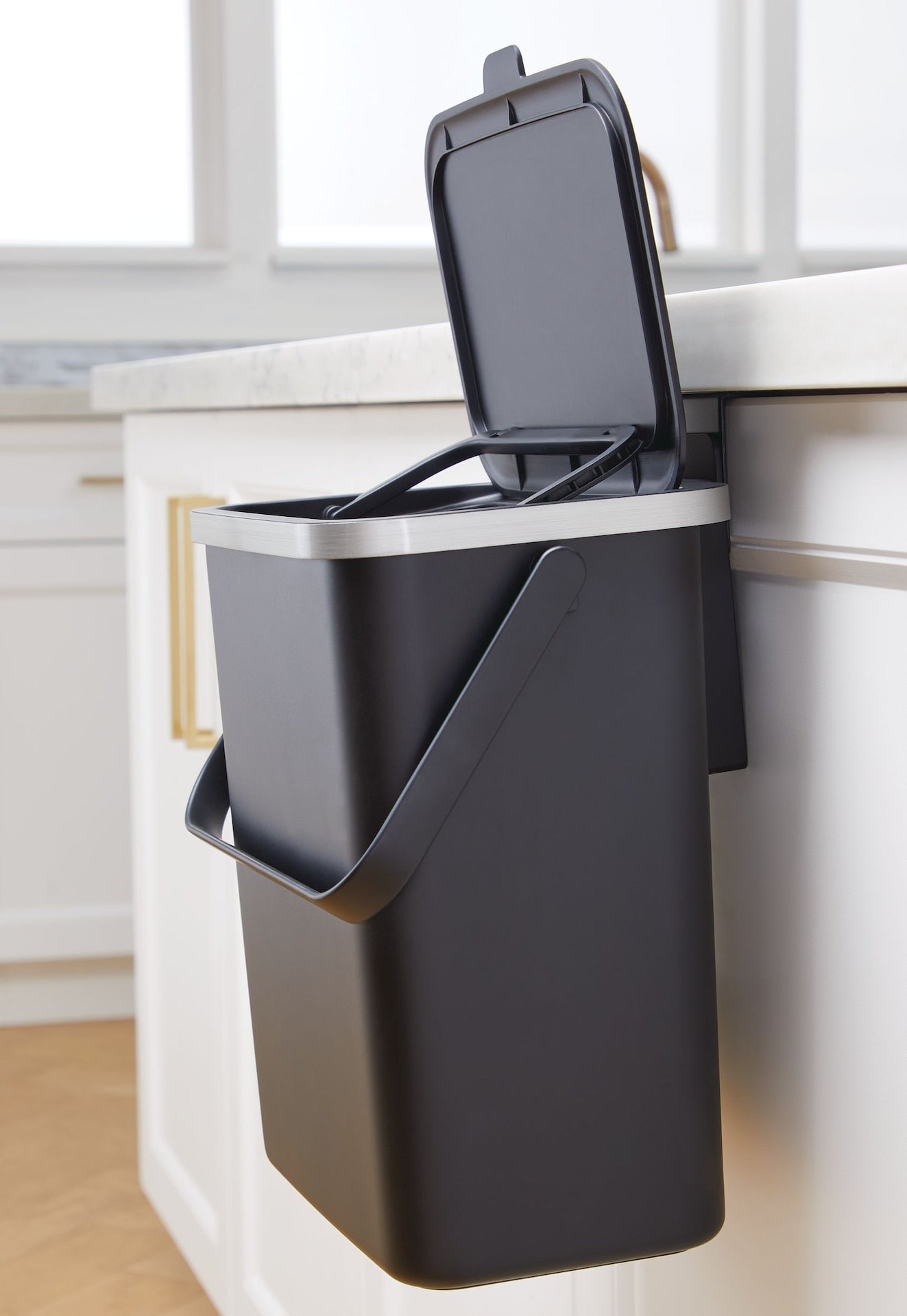 Type A Food Waste/Compost Caddy Bin, Black, 10-L V1N7 - product image 3