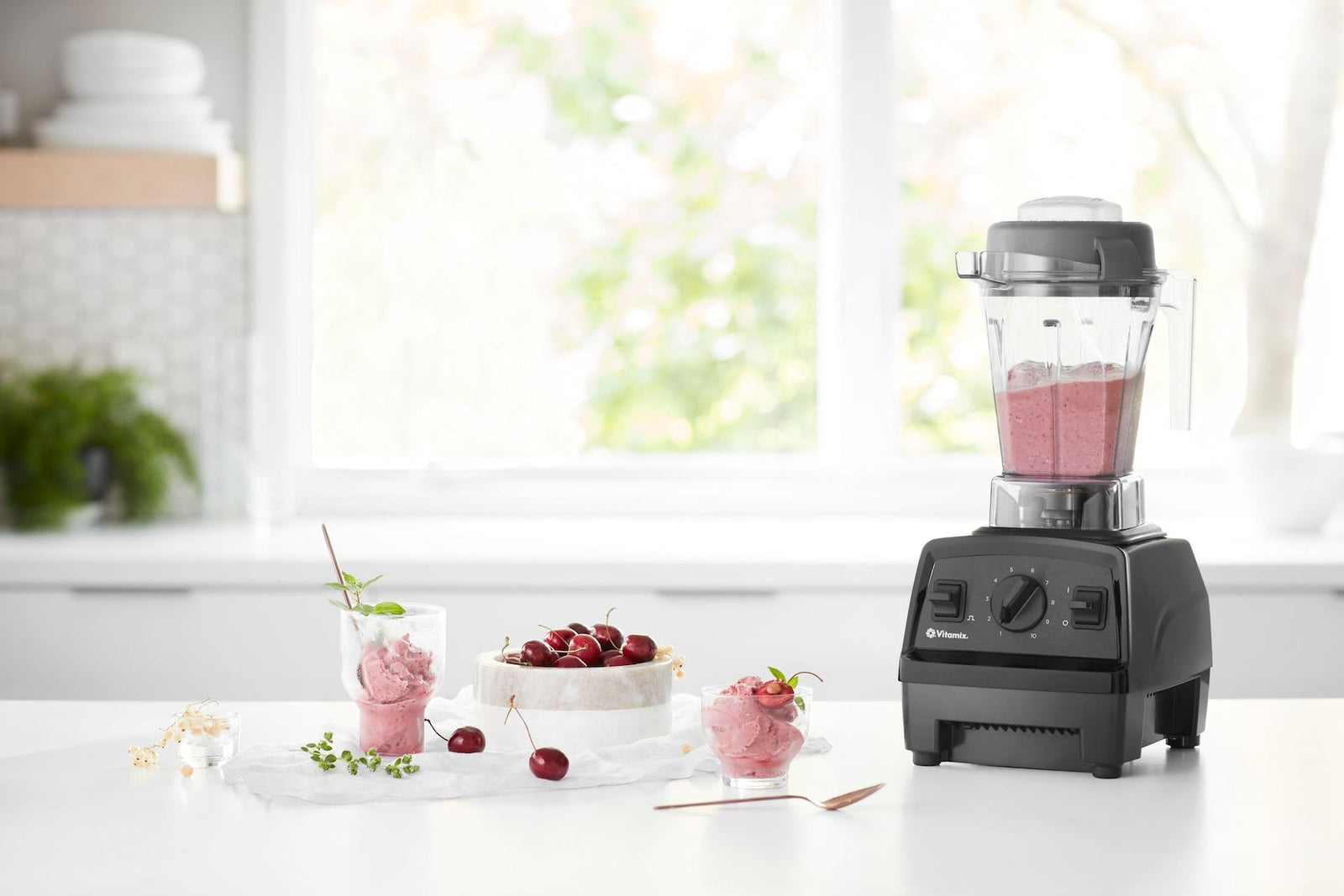 Explorian E310 Blender with 10 Speeds, Black G7B3 - product image 5